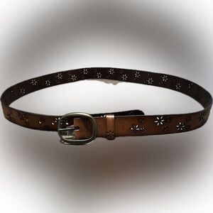 🎈NWT Kohl's Brown Floral Cutout Belt Silver Buckle Size 2X Pants Trousers